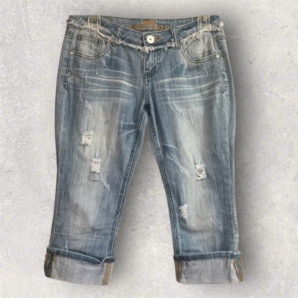 Vintage light Blue Washed Almost Famous Distressed Capri Size 26